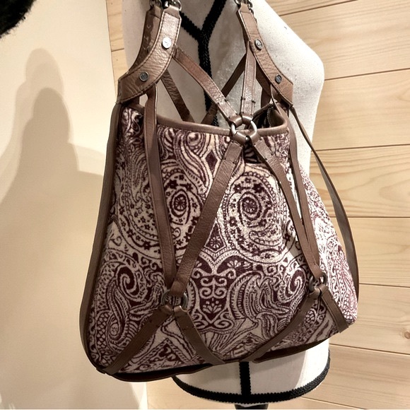 ❤️ Juicy Couture vintage RARE velvet shoulder bag tote purse, so cute, EUC - Picture 2 of 9